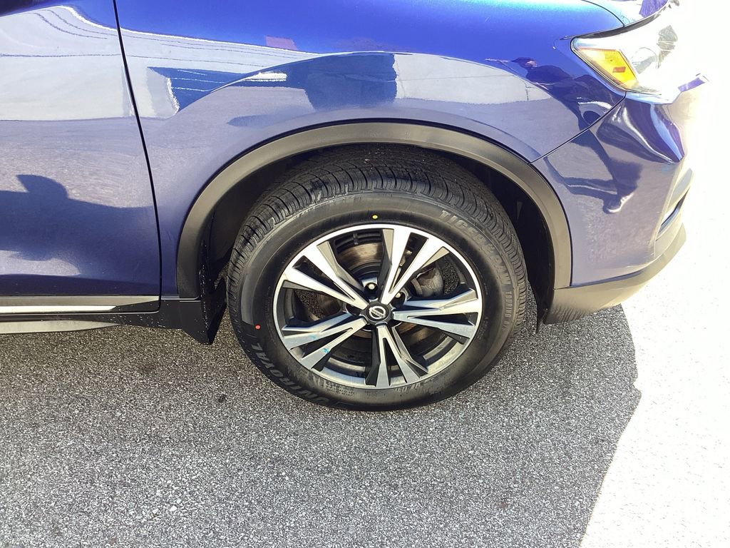 Used 2018 Nissan Rogue SL image 22