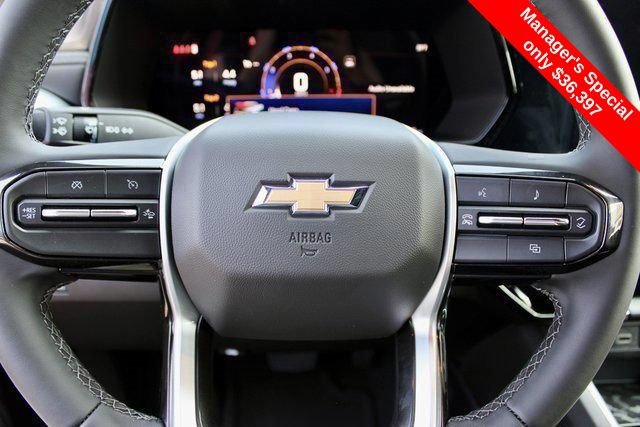 Used 2024 Chevrolet Colorado LT w/ LT Convenience Package AWD/4WD image 18