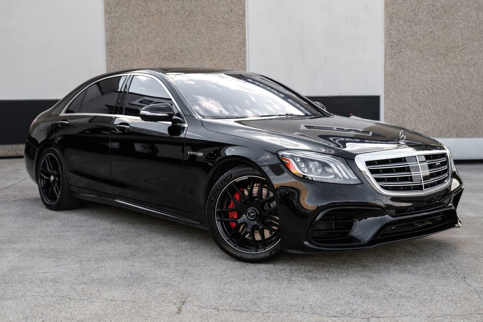 Used 2019 Mercedes-Benz S 63 AMG S 4MATIC Sedan image 3