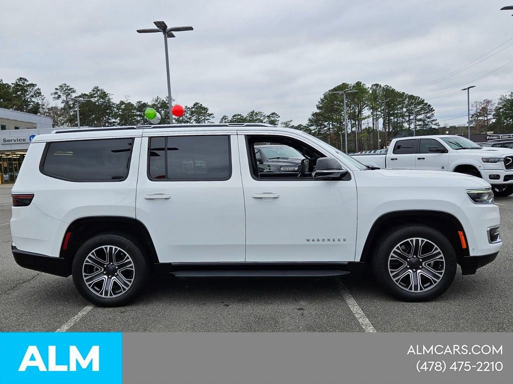 Used 2023 Jeep Wagoneer Series II AWD/4WD image 18
