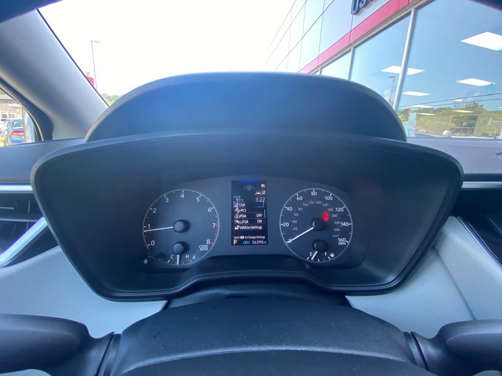 Used 2023 Toyota Corolla LE FWD image 14