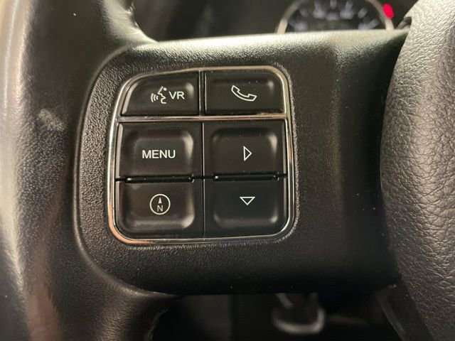 Used 2015 Jeep Wrangler Unlimited Sahara w/ Connectivity Group image 15