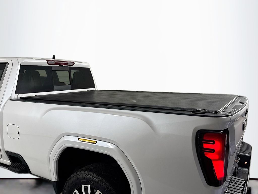 Used 2024 GMC Sierra 3500 Denali Ultimate AWD/4WD image 11