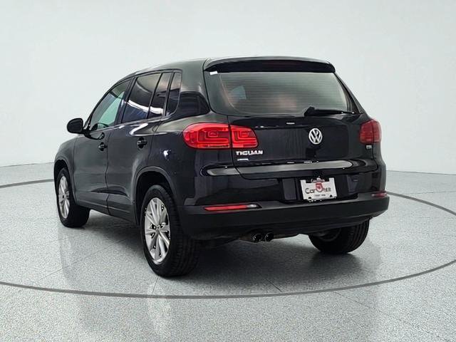 Used 2017 Volkswagen Tiguan Limited w/ Alloy Wheels Package image 6