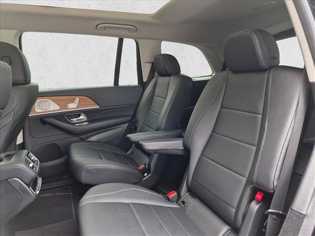 Used 2024 Mercedes-Benz GLS 450 4MATIC image 21