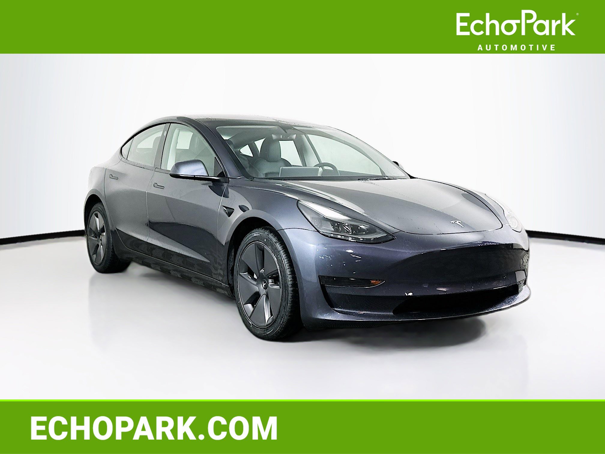 Used 2023 Tesla Model 3 Standard Range image 1