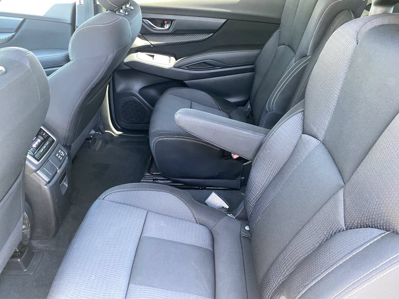 Used 2024 Subaru Ascent Premium w/ Convenience Package AWD/4WD image 15