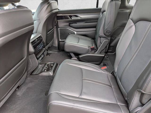 New 2026 Jeep Grand Wagoneer 4WD w/ Premium Group I image 14