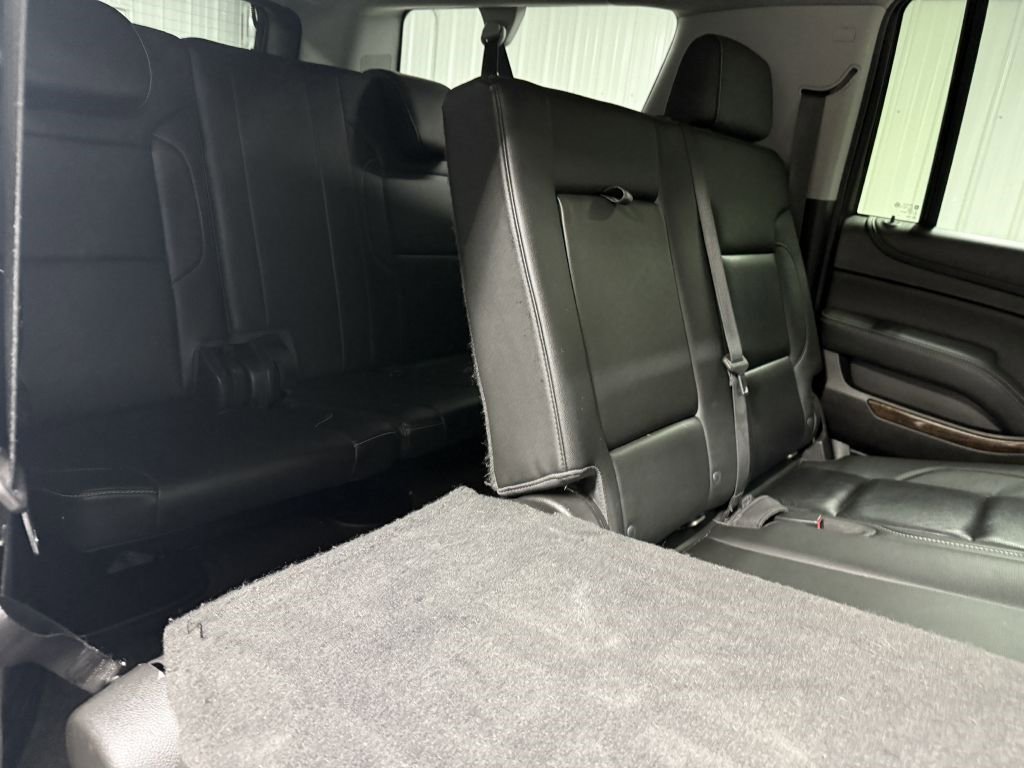 Used 2018 Chevrolet Suburban LT image 36