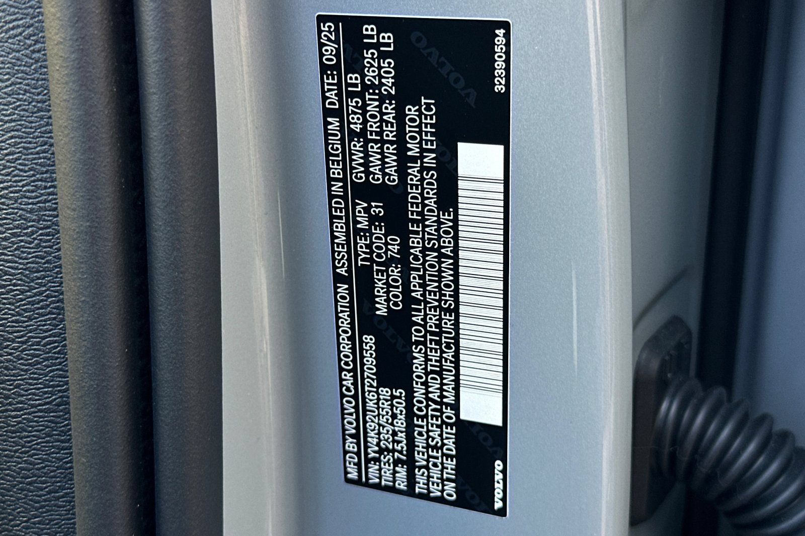 Certified 2026 Volvo XC40 B4 Core w/ Climate Package FWD image 34