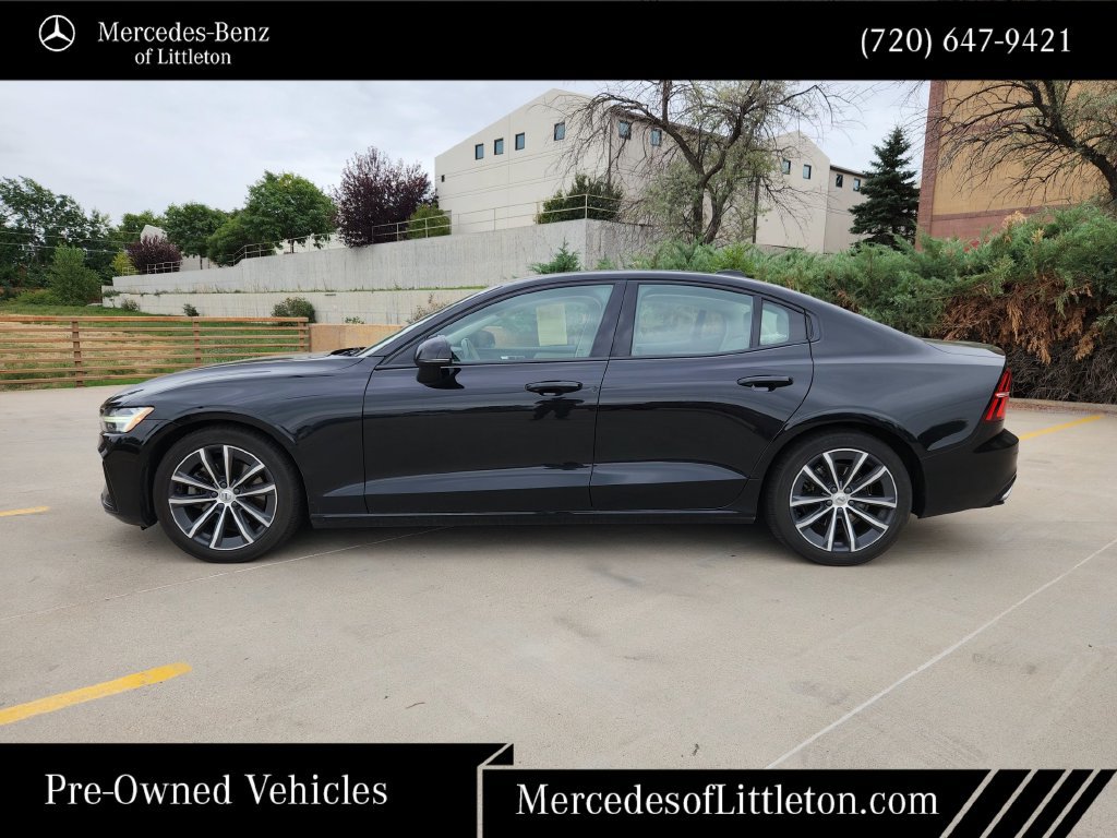 Used 2022 Volvo S60 B5 Inscription AWD/4WD image 4