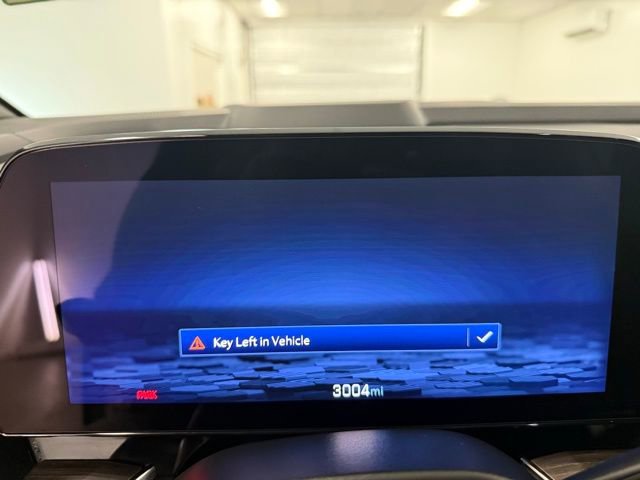 Used 2025 Chevrolet Suburban LT w/ Comfort Package image 20