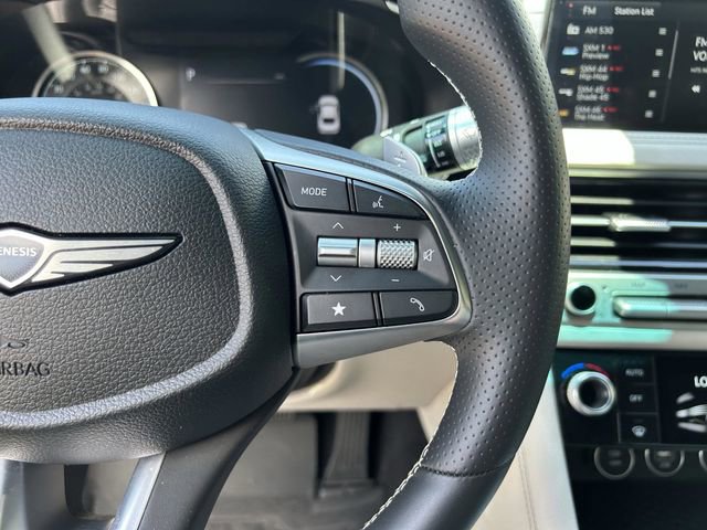 Used 2025 Genesis G70 2.5T RWD image 26