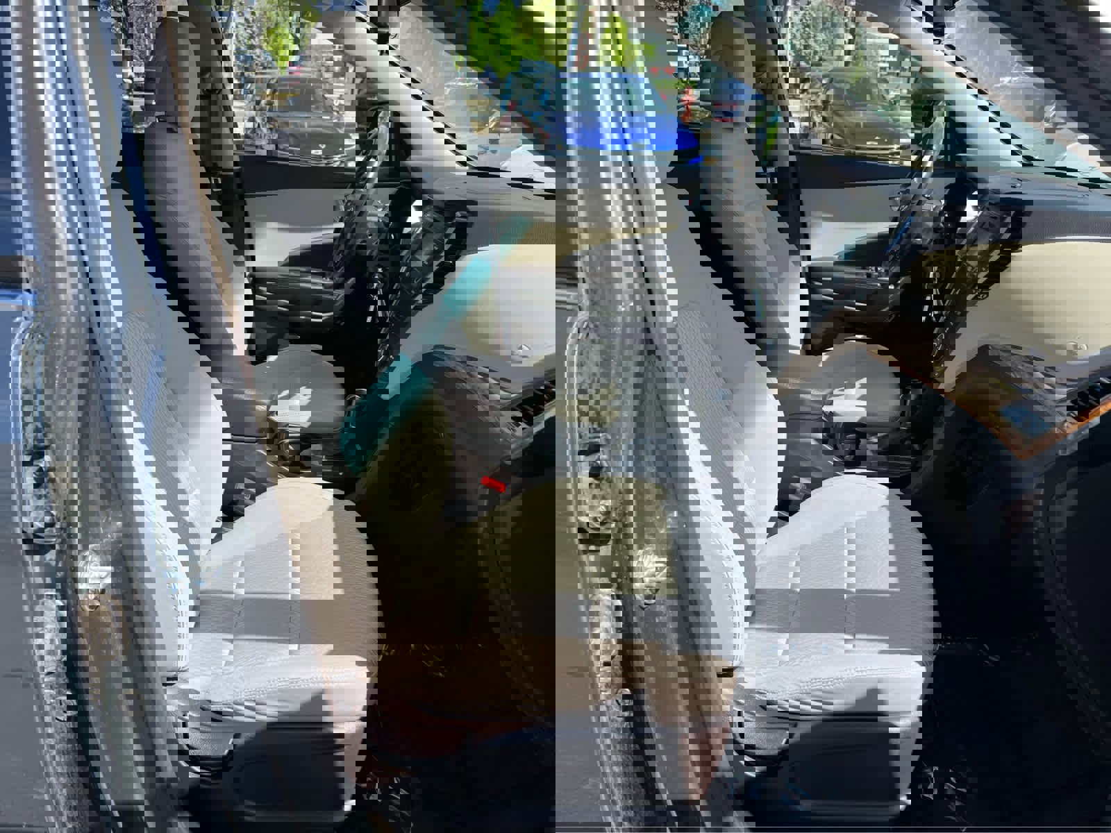 Used 2014 Hyundai Santa Fe GLS image 17