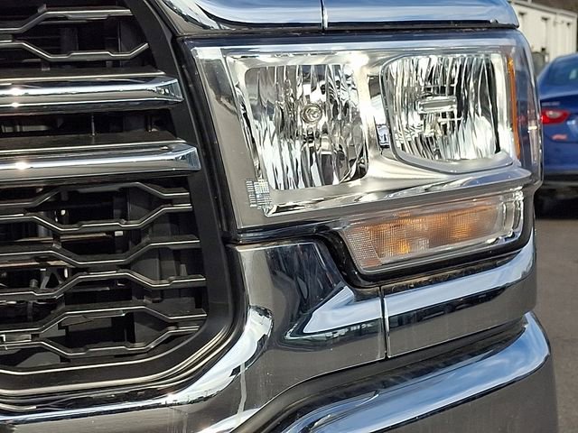 Used 2024 RAM 2500 Tradesman w/ Chrome Appearance Group image 9