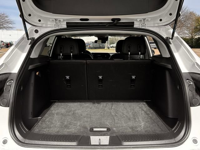 Used 2025 Chevrolet Trax LT image 31