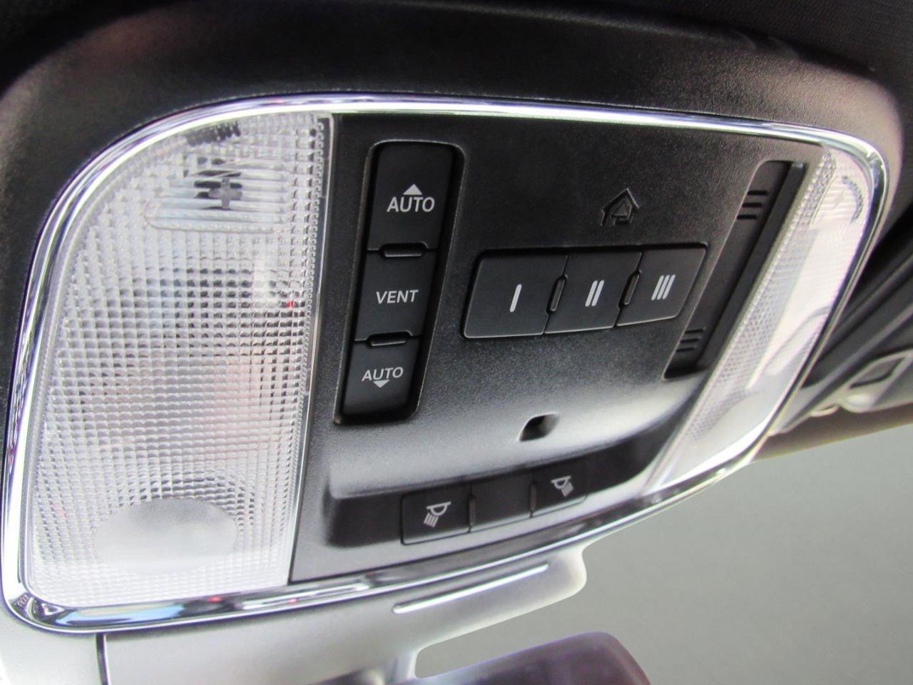 Used 2021 Dodge Charger Scat Pack w/ Daytona Edition Group image 29
