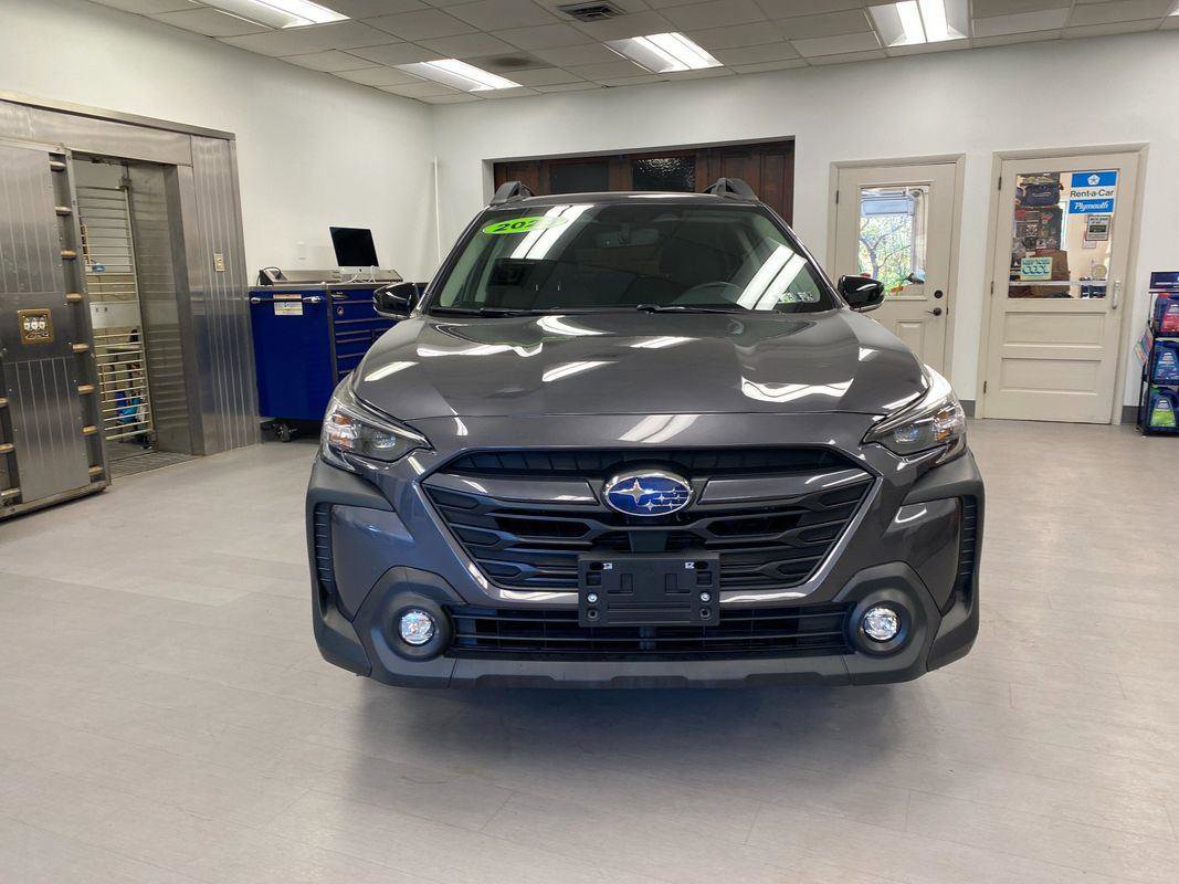 Used 2025 Subaru Outback Premium w/ Popular Package #1A image 8