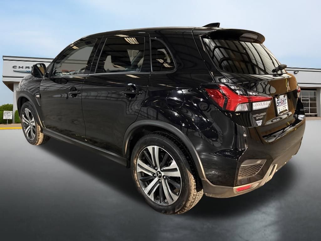 Used 2025 Mitsubishi Outlander Sport ES image 3
