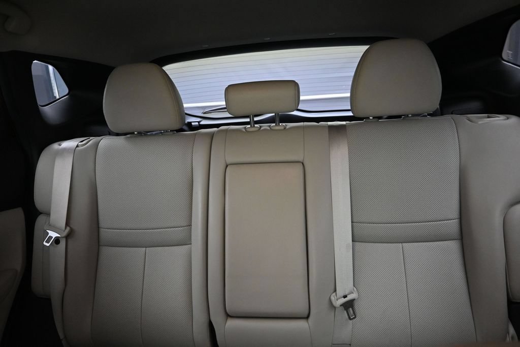 Used 2021 Nissan Rogue Sport SL FWD image 17