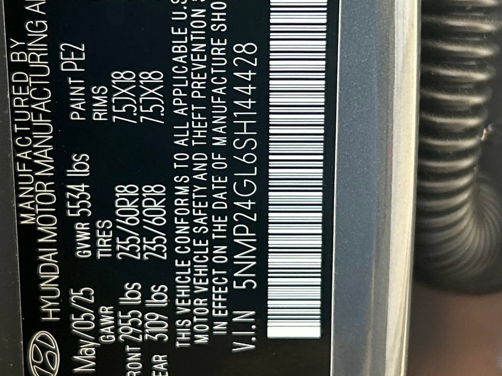 Used 2025 Hyundai Santa Fe SEL FWD image 37