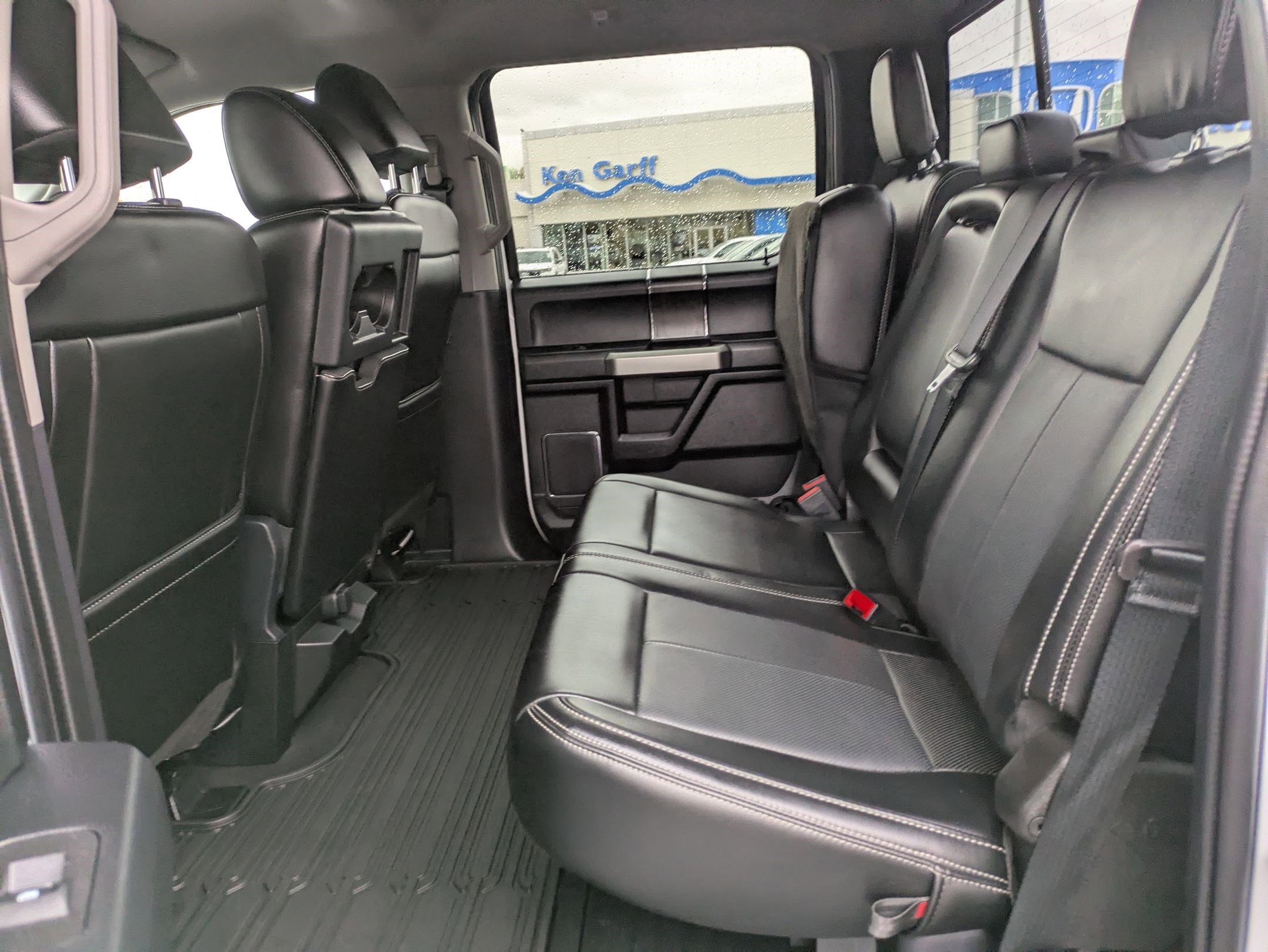 Used 2021 Ford F350 Lariat w/ Snow Plow/Camper Package image 27