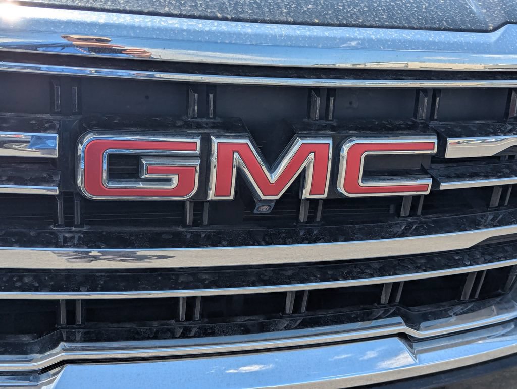 Used 2023 GMC Yukon XL SLT w/ SLT Premium Package AWD/4WD image 11