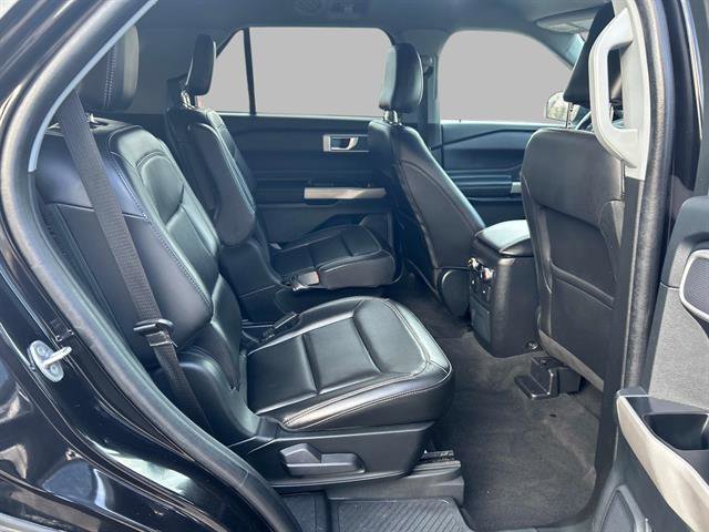 Used 2023 Ford Explorer XLT w/ Equipment Group 202A image 15