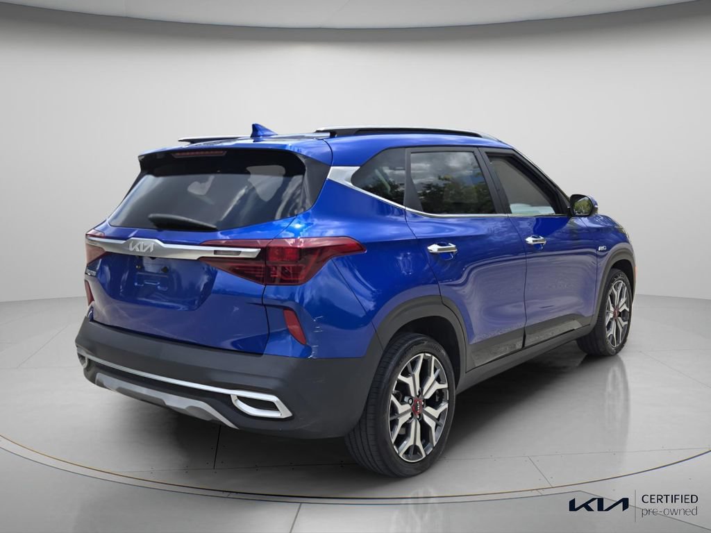 Certified 2023 Kia Seltos SX w/ SX Sunroof Package AWD/4WD image 7