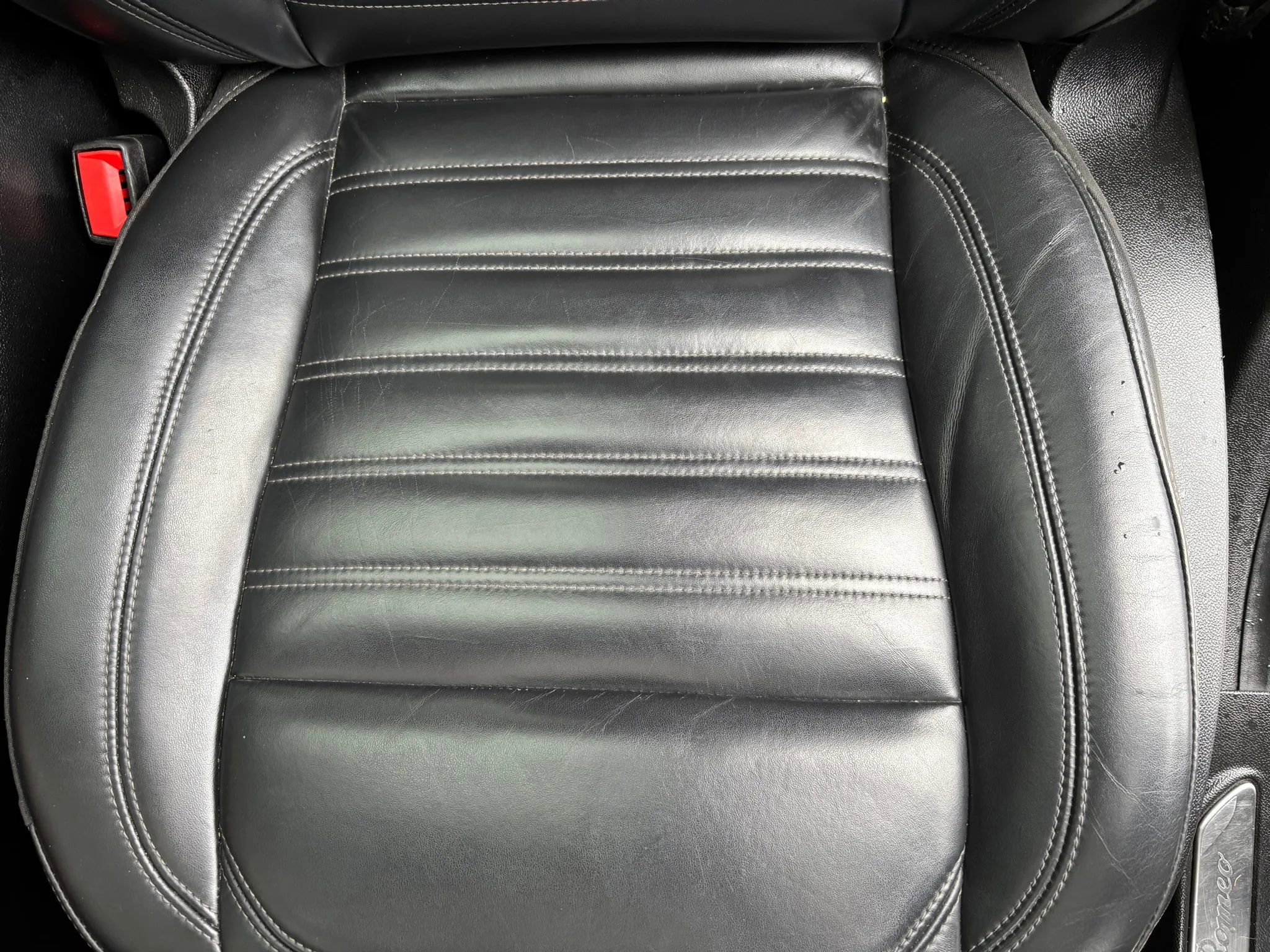 Used 2017 Alfa Romeo Giulia Ti w/ TI Lusso Light Wood Package AWD/4WD image 12