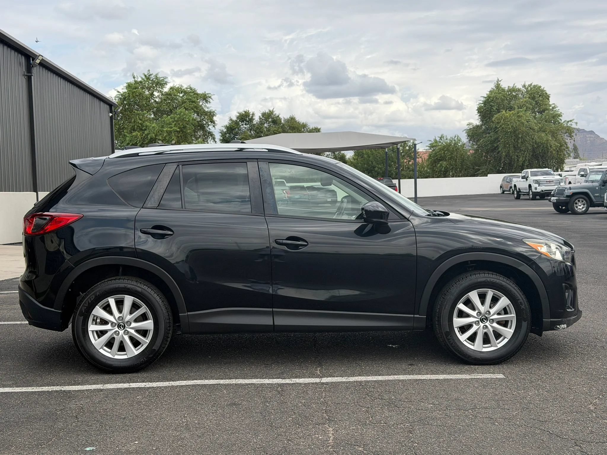 Used 2014 MAZDA CX-5 Touring w/ Touring Technology Package AWD/4WD image 3