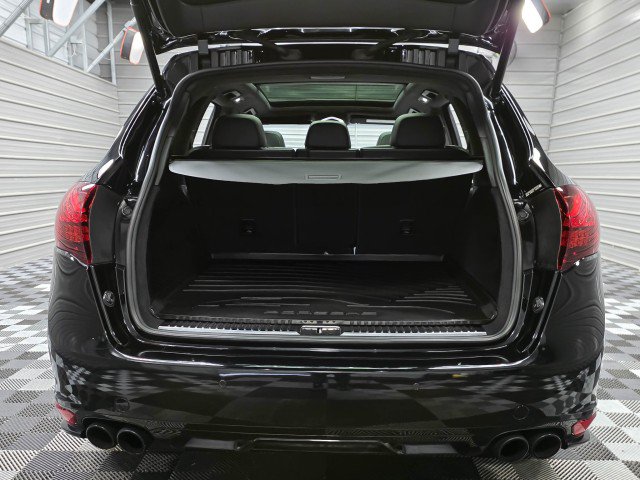 Used 2014 Porsche Cayenne GTS AWD/4WD image 41