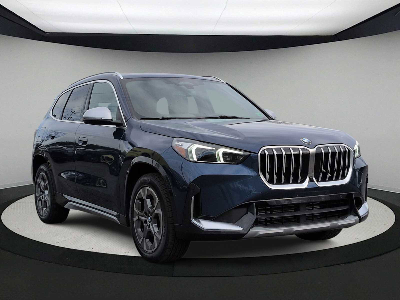 Certified 2023 BMW X1 xDrive28i w/ Premium Package image 2