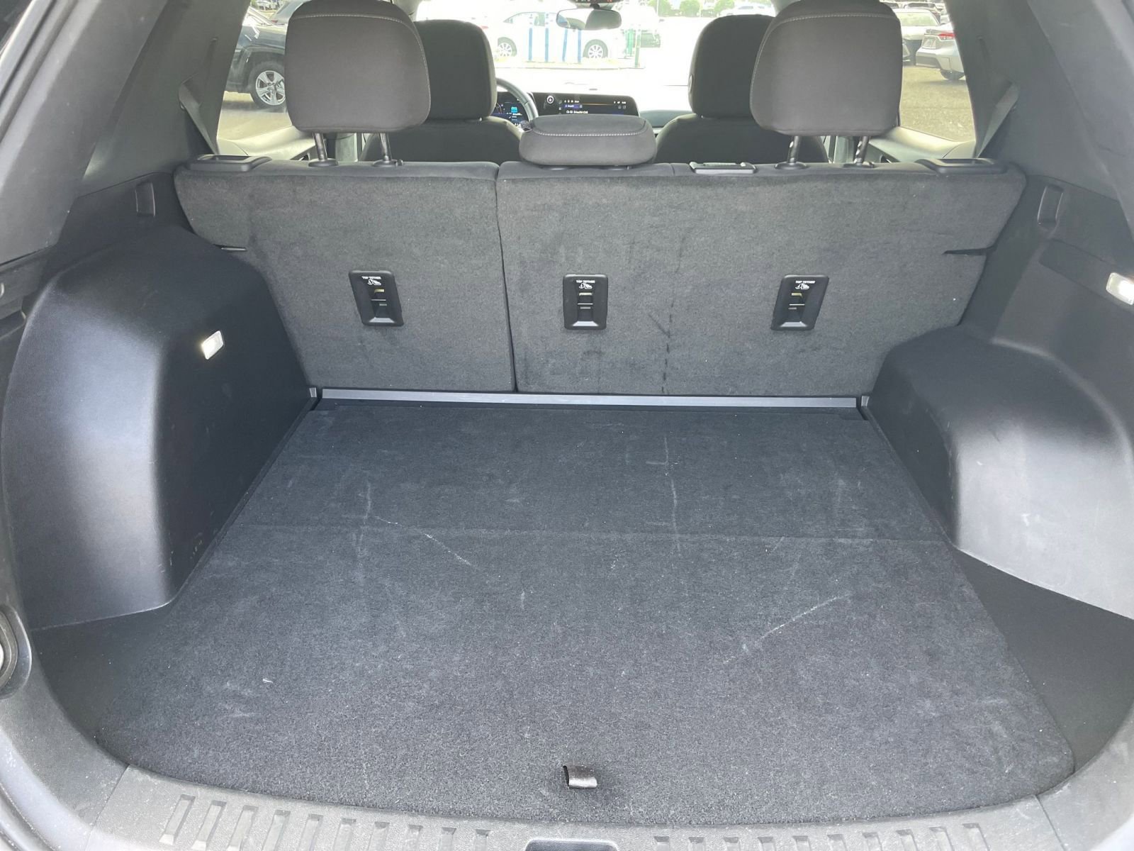 Used 2025 Chevrolet Equinox LT image 30