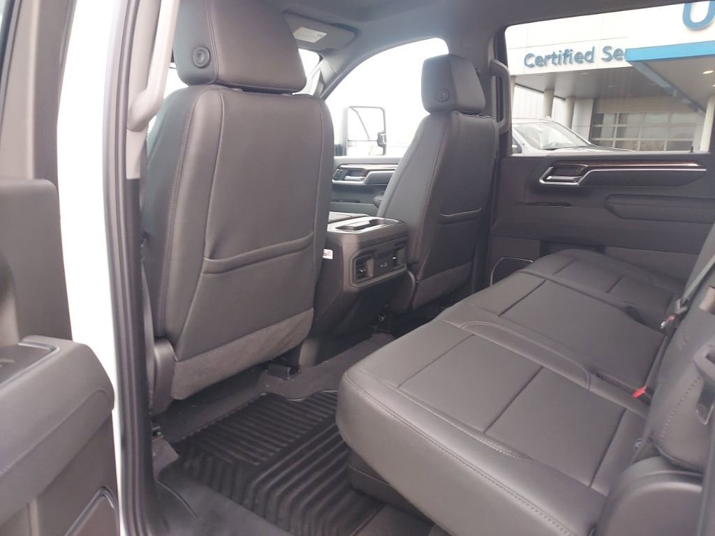 New 2026 Chevrolet Silverado 3500 LT w/ Trail Boss Package image 17