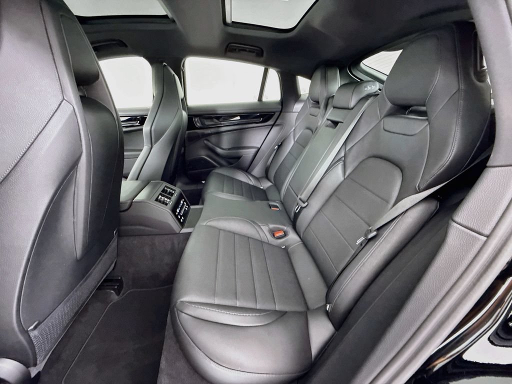 New 2026 Porsche Panamera 4 AWD/4WD image 23
