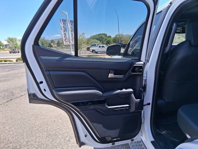 Certified 2025 Toyota 4Runner Limited AWD/4WD image 5