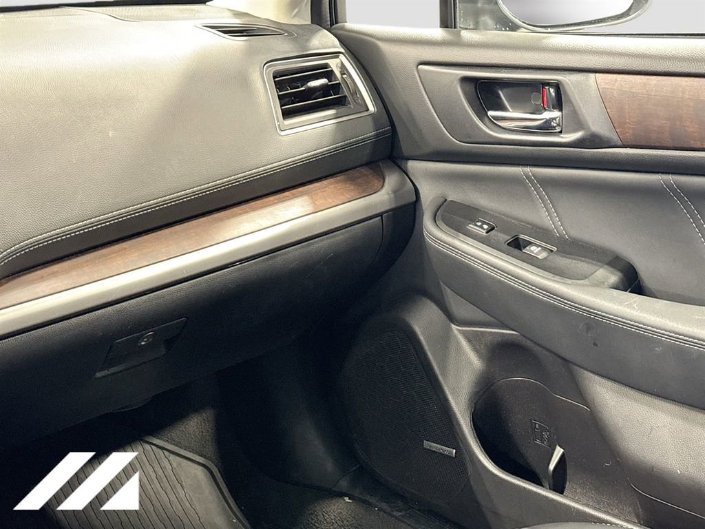 Used 2019 Subaru Outback 3.6R Limited image 26