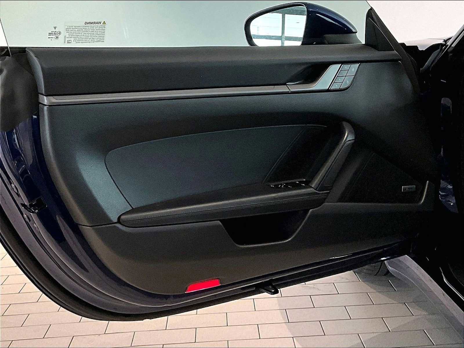 Used 2024 Porsche 911 Carrera 4 image 23