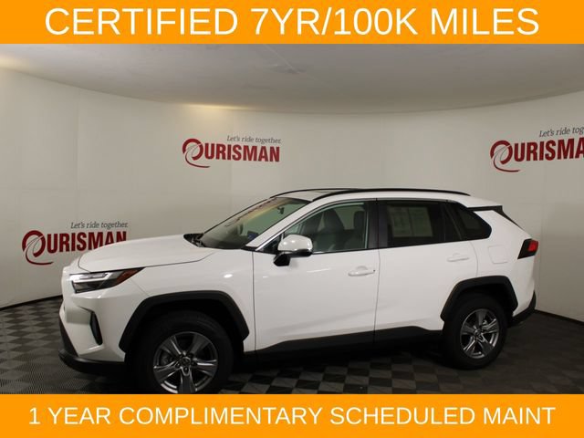 Used 2022 Toyota RAV4 XLE w/ Convenience Package AWD/4WD image 4
