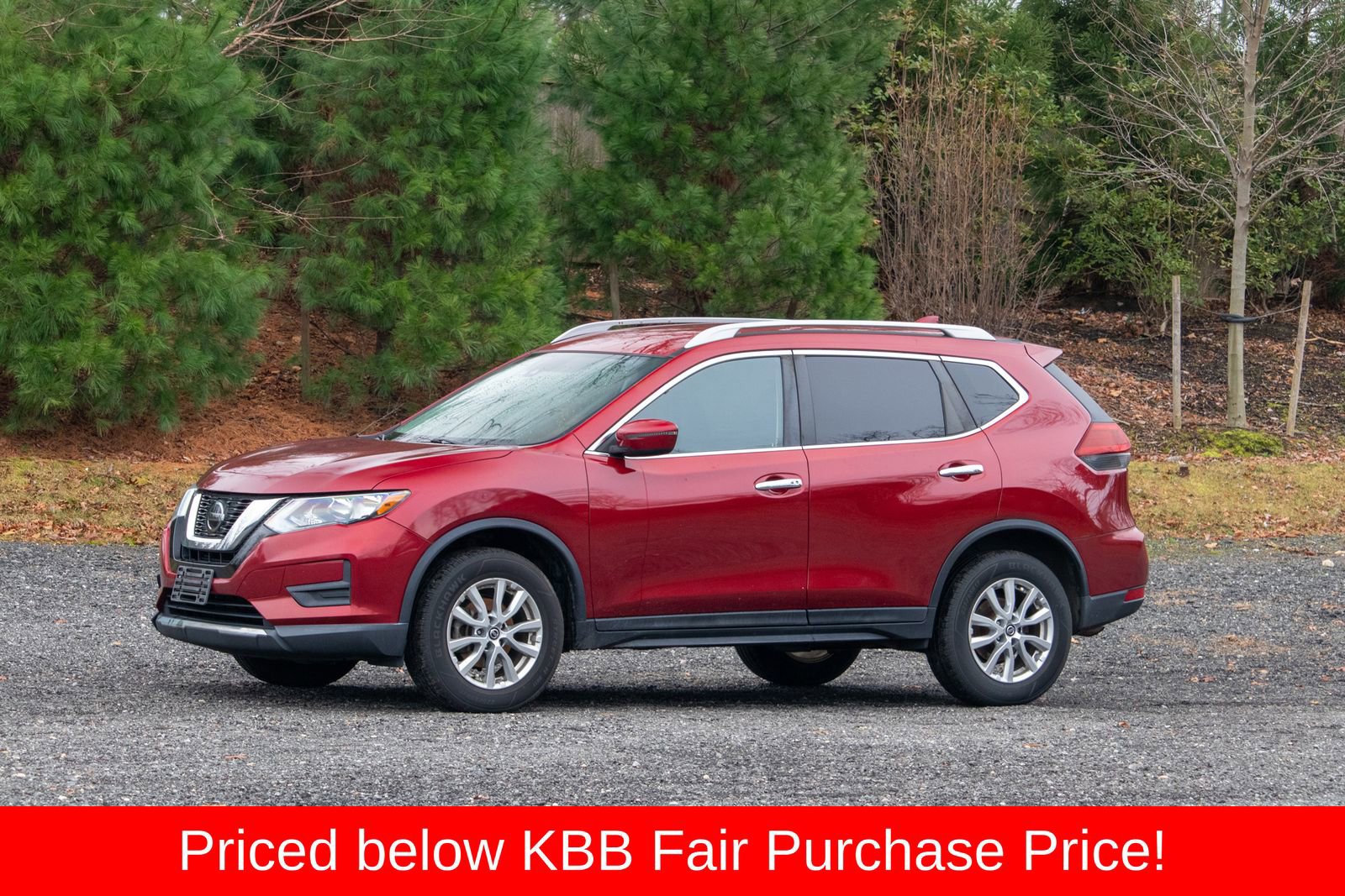 Used 2019 Nissan Rogue SV image 3