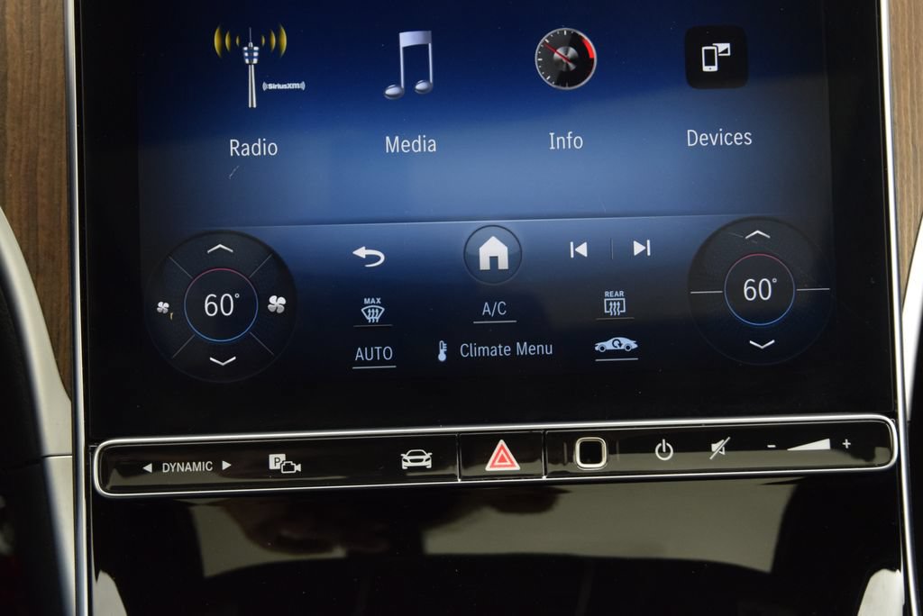 Used 2024 Mercedes-Benz C 300 Sedan image 31