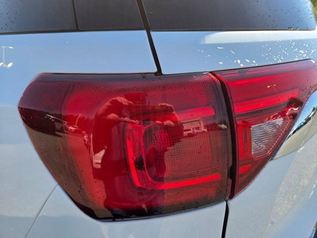 Used 2019 GMC Acadia SLT AWD/4WD image 13