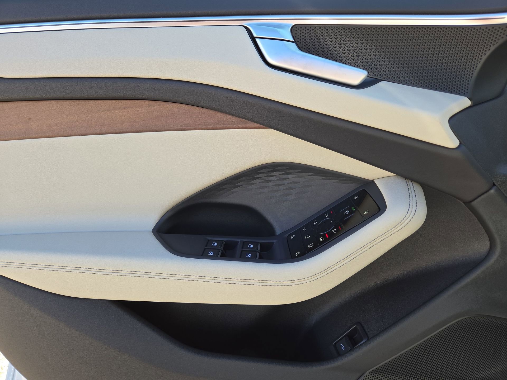 New 2026 Audi A6 Premium image 15