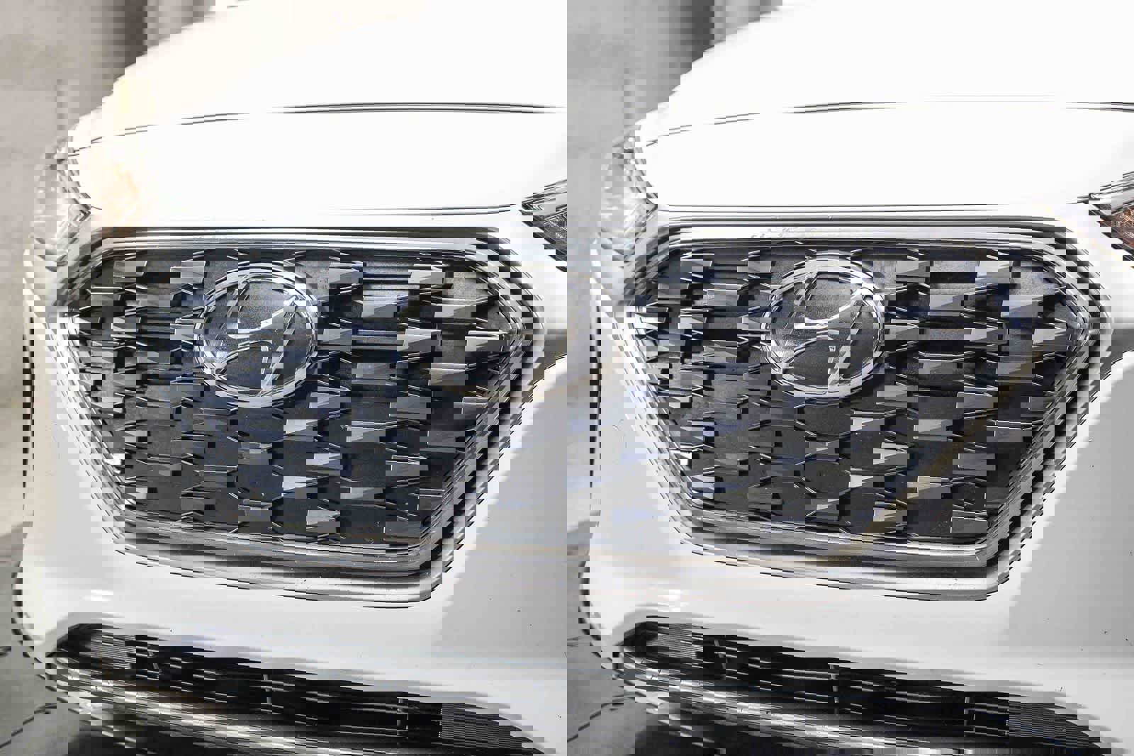 Used 2020 Hyundai Ioniq Blue image 6