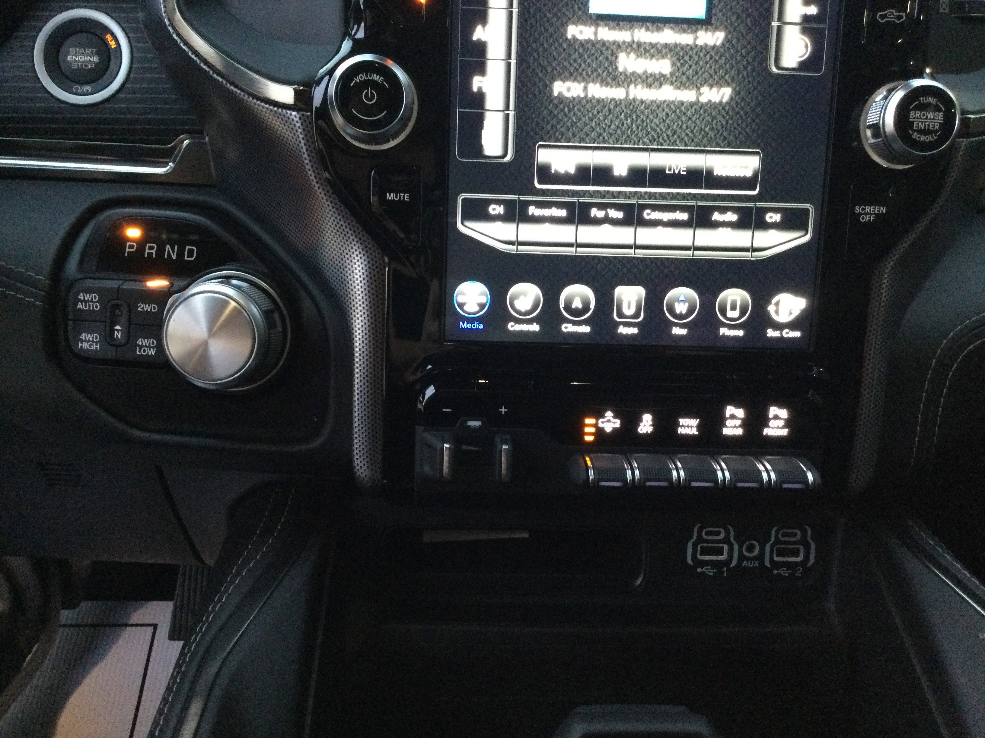 Used 2020 RAM 1500 Limited image 12