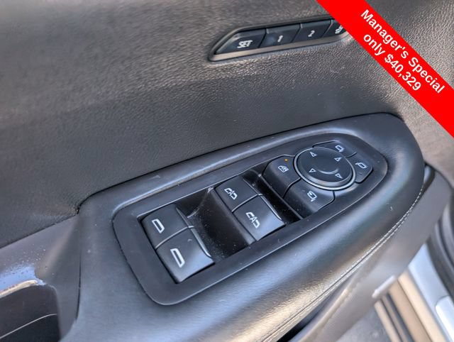 Used 2024 Cadillac XT6 Premium Luxury w/ Platinum Package AWD/4WD image 17