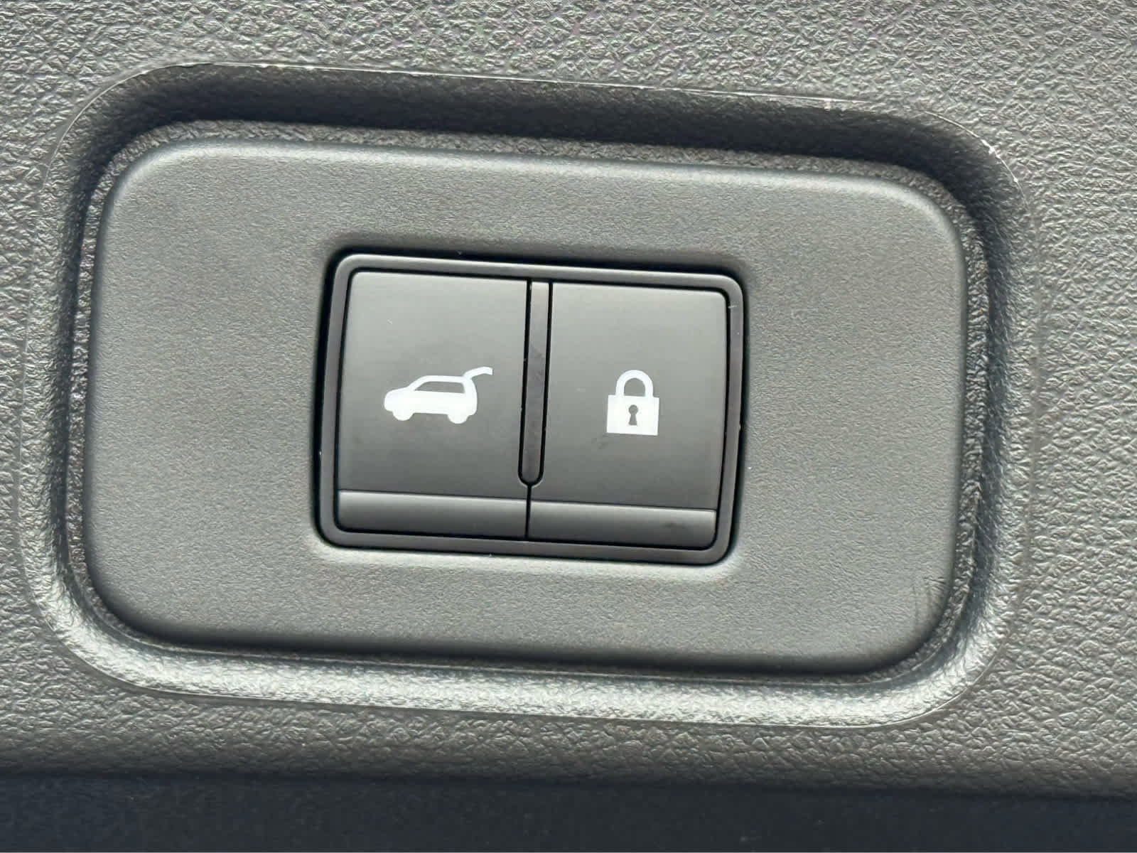 Used 2026 Nissan Pathfinder SL AWD/4WD image 19