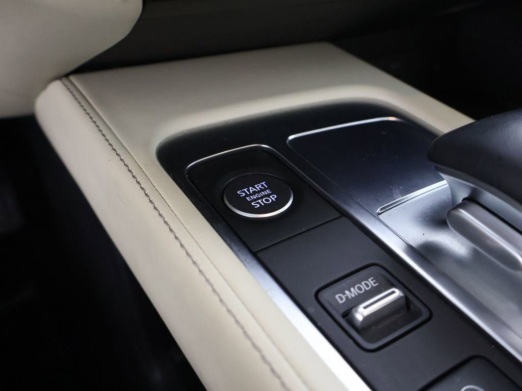 Used 2023 INFINITI QX60 Luxe image 46