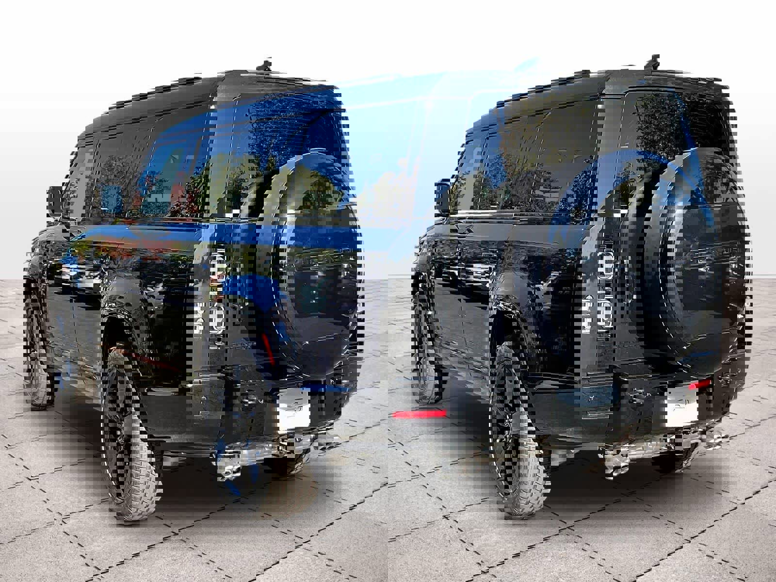 New 2025 Land Rover Defender 130 V8 image 3